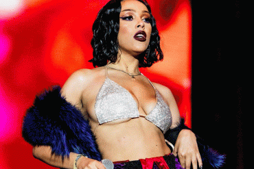Seven Doja Cat transformations from her music videos and social media. Doja Cat Style.