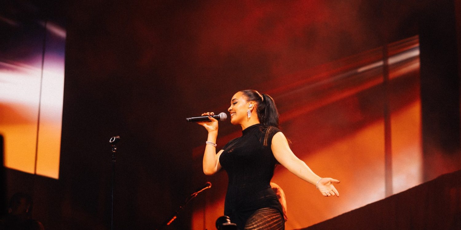 Jorja Smith performing at All Points East 2026 in Victoria Park, London