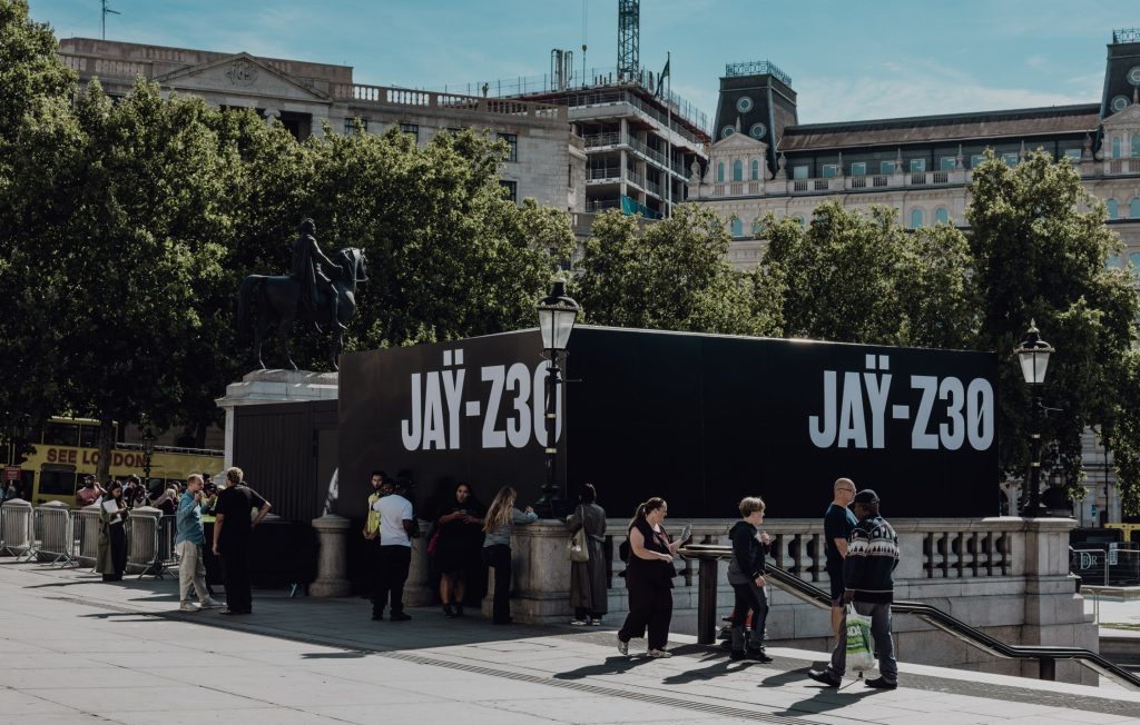 JAŸ-Z 30 pop-up installation in Trafalgar Square with the National Gallery in the background