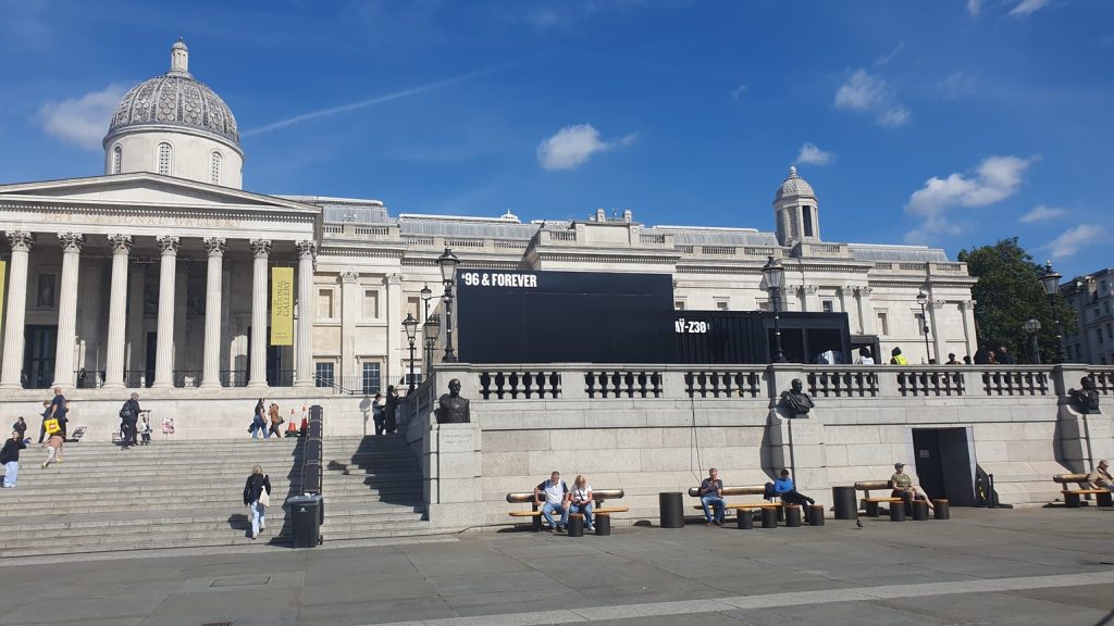 JAŸ-Z 30 pop-up installation in Trafalgar Square with the National Gallery in the background