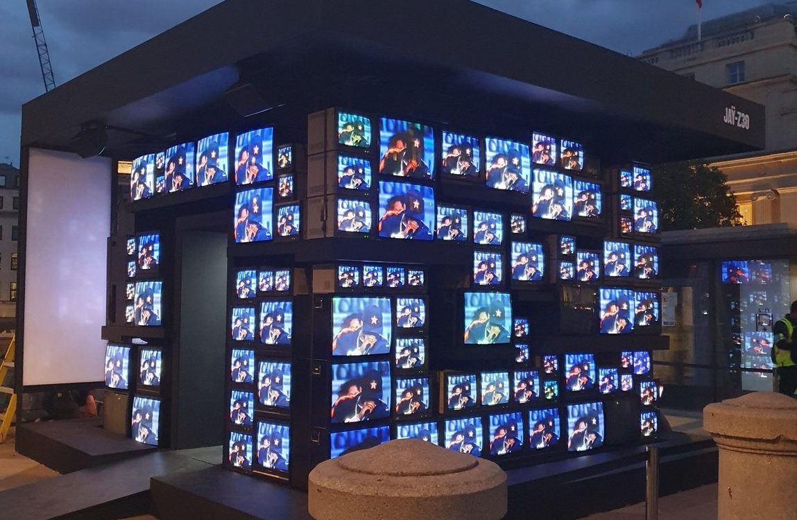 JAŸ-Z 30 Trafalgar Square art installation featuring illuminated CRT television screens in London