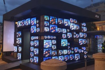 JAŸ-Z 30 Trafalgar Square art installation featuring illuminated CRT television screens in London